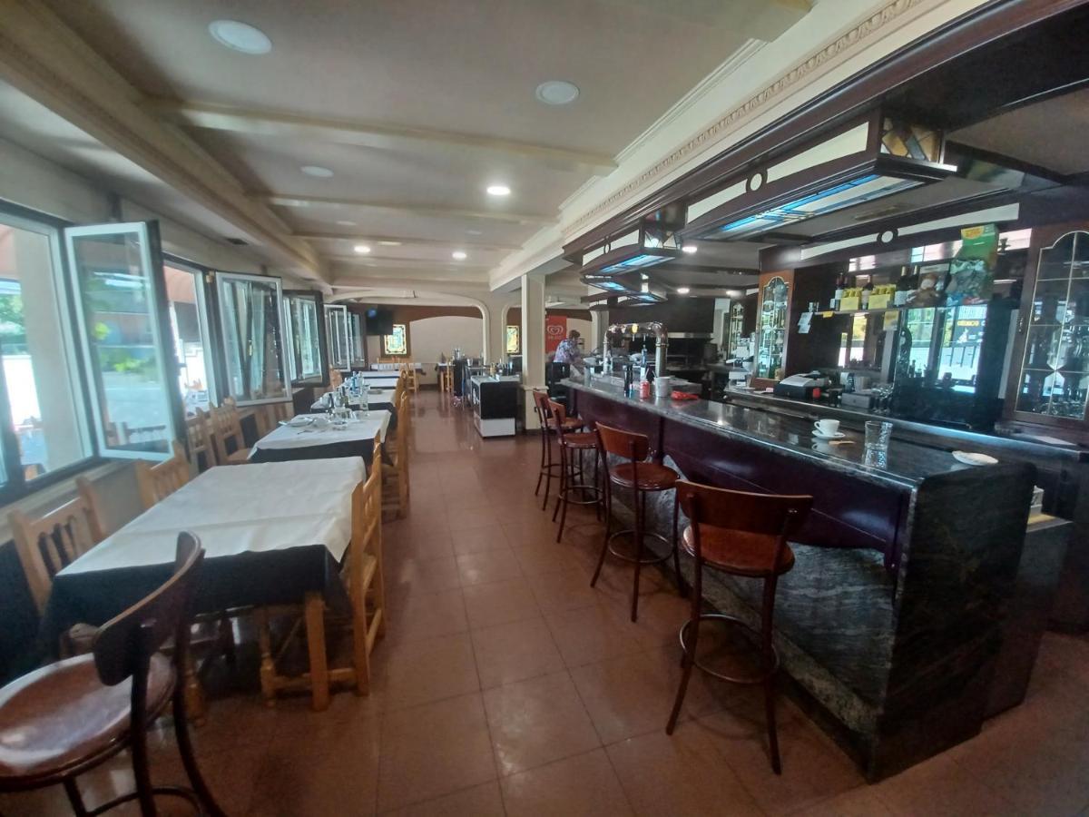 O Camino Hotel Oroso Екстериор снимка